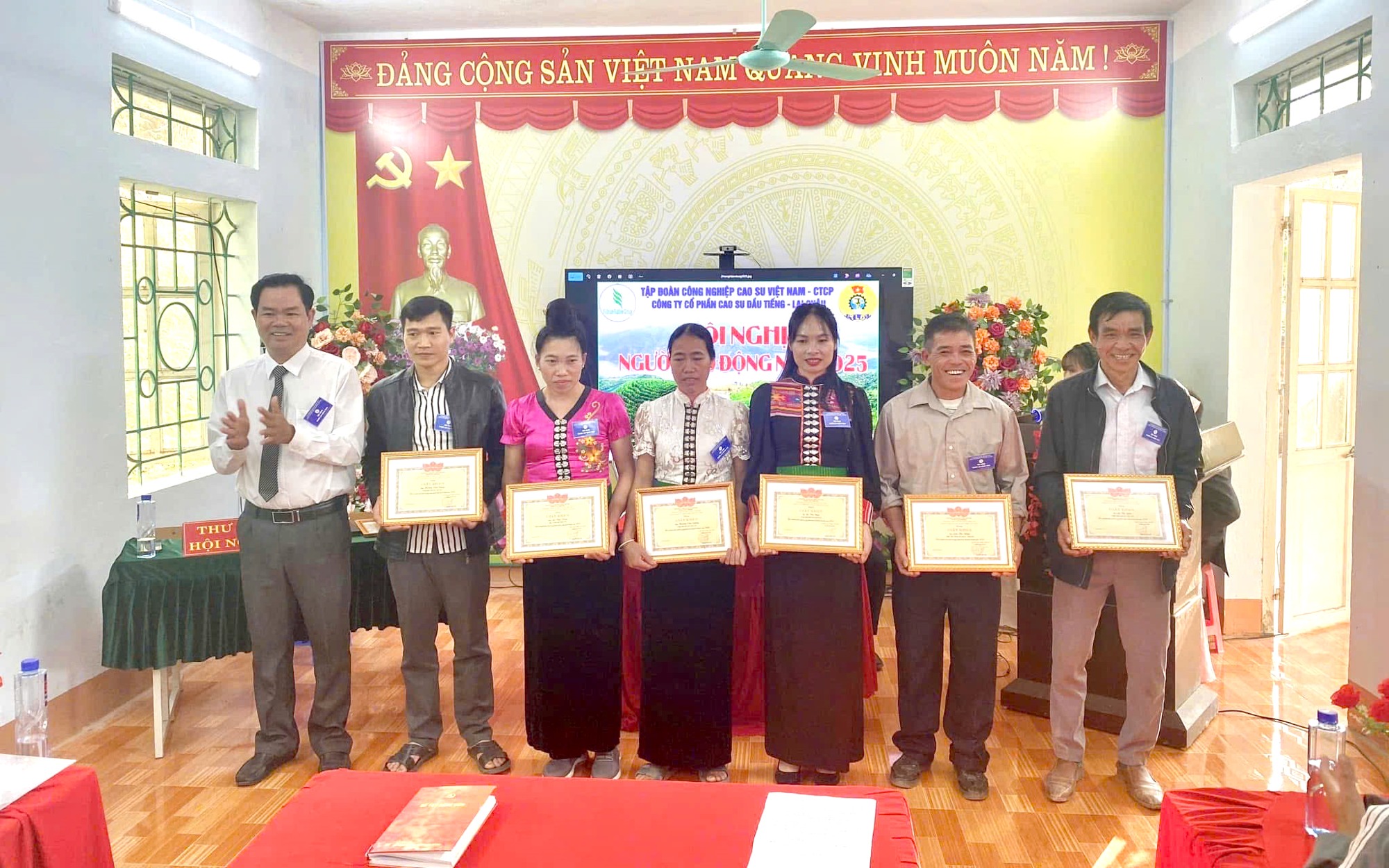 Công ty Cổ phần Cao su Dầu Tiếng Lai Châu: Hội nghị người lao động năm 2025